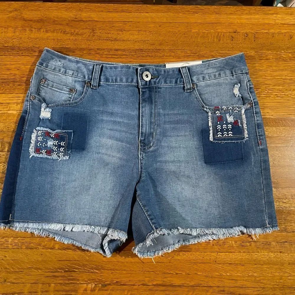 Cato Jean Shorts Size 14 Women NWT